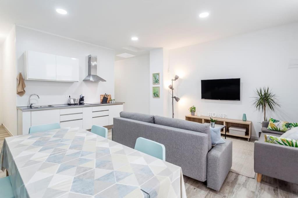 Apartamento Nuevo Cerca De La Playa Y Del Centro 瓦伦西亚 外观 照片
